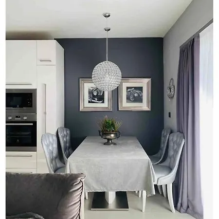 Διαμέρισμα Charming And Stunning 2bedroom